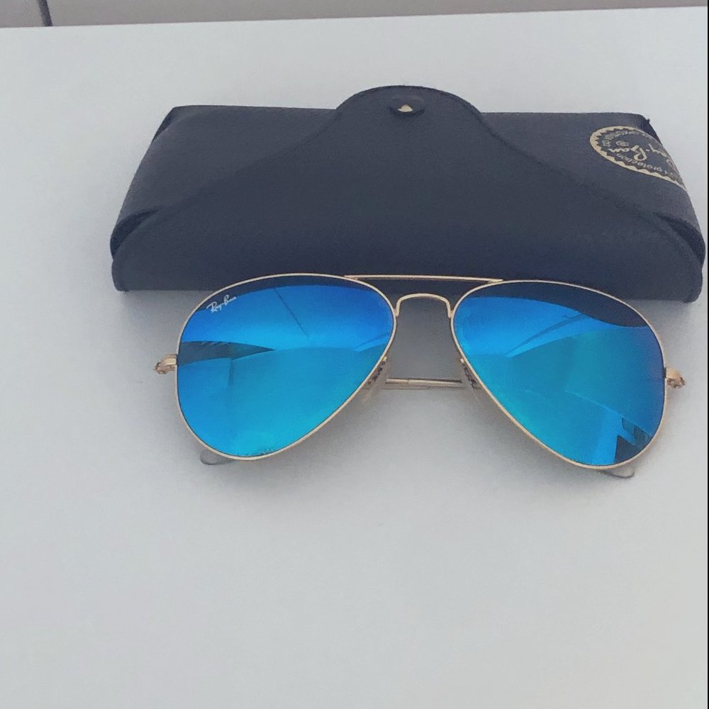 Ray-Ban Aviator Sunglasses